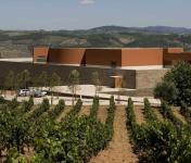 Armazém da Quinta do Portal dá Prémio de Arquitetura do Douro 2011 a Siza Vieira