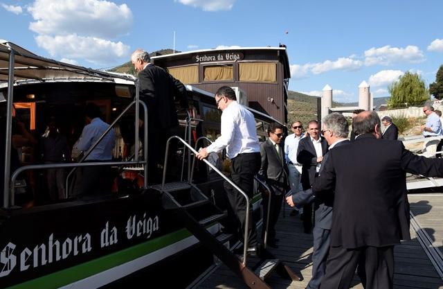 Viagem de barco pelo rio Douro