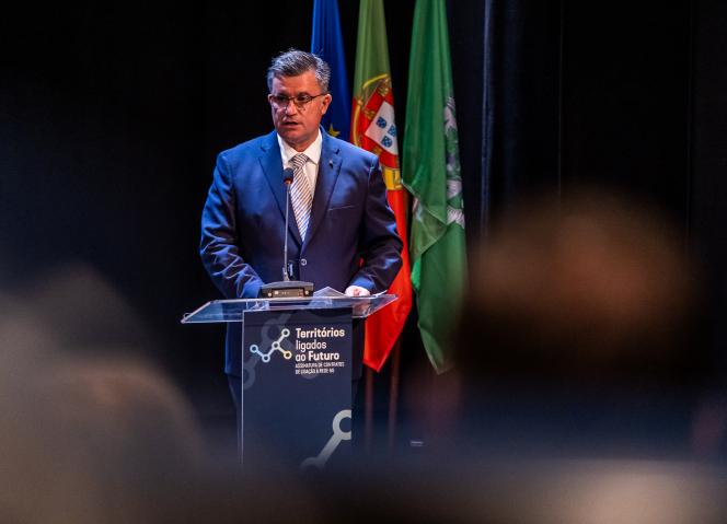 Novas autoestradas digitais vão ligar 288 concelhos e reduzir desigualdades territoriais