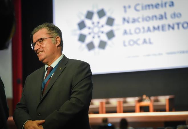 Álvaro Santos defende políticas de habitação e turismo adaptadas aos territórios na abertura da 1.ª...
